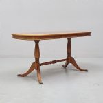 1352 4303 COFFEE TABLE